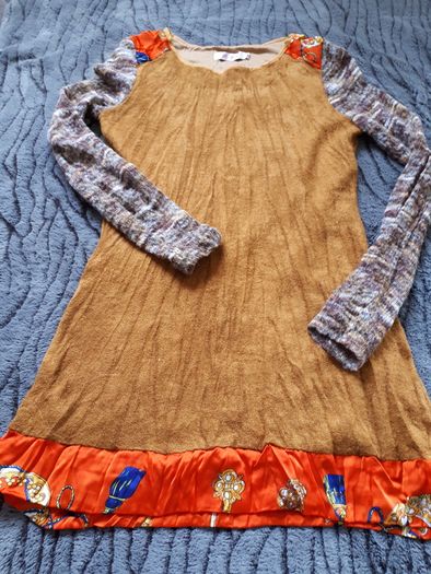 E20 SALE!!!  Orange Dress. Size 8