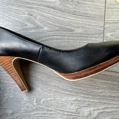 New Look "Gorgeous" Black Leather Court Shoes Size 40 (7)