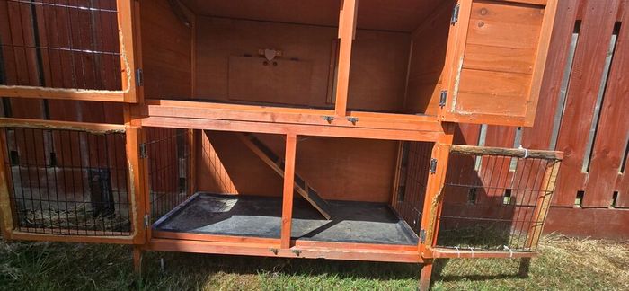Rabbit hutch