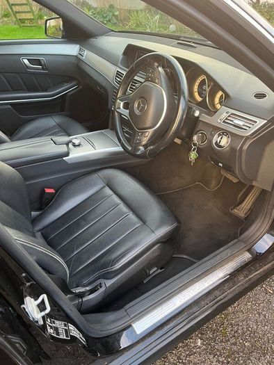 Mercedes E220
