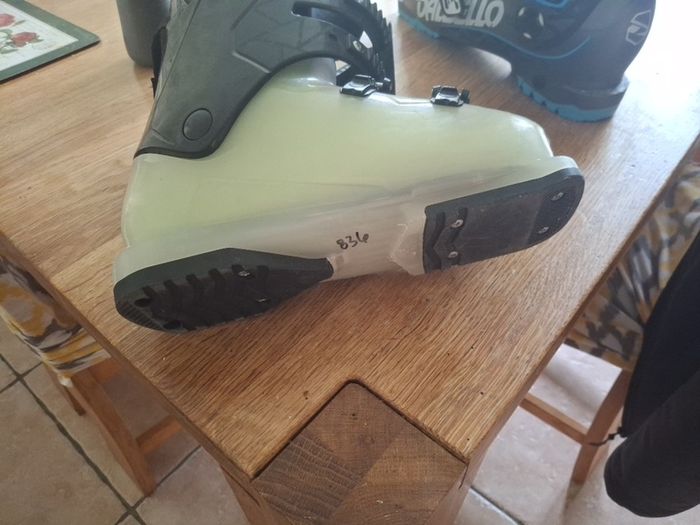 ski boot size 4.5
