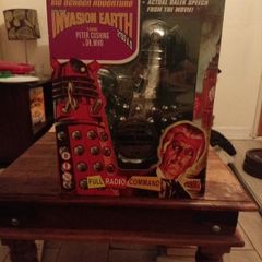 LIMITED EDITION SILVER CHROME MOVIE DALEK. From the classic 60s Daleks Invasion Earth , Full radio command .