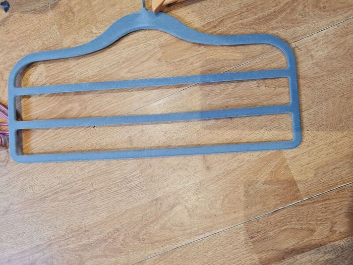 Clothes hangers lot