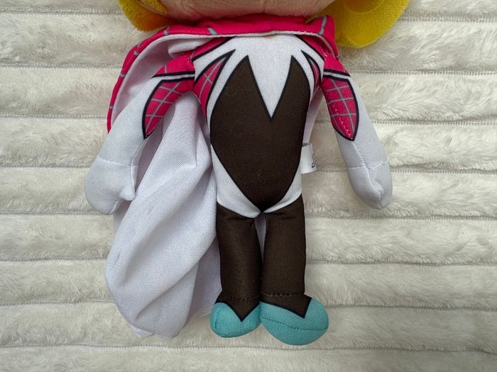 Marvel Spiderman Gwen hood plush Used Please see pictures