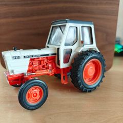 Britains Ertl  1:32  David Brown tractor