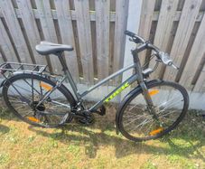 Trek FX 2 bike