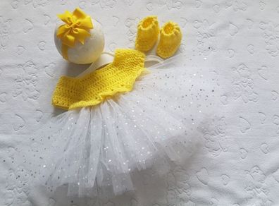 Stunning little girls party dress 0-3 months