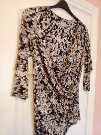 Ladies Tops Buy 1get 1 Free