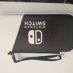 Nintendo Switch Deluxe Travel Case