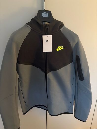 Nike tech hoodie - brand new