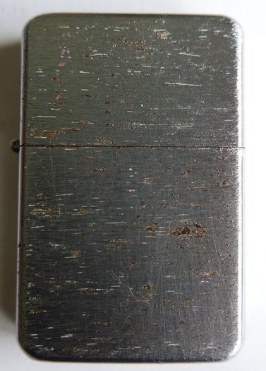 Vintage Star Lighter Since 1988