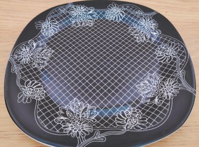 New Meadows and Byrne 7 black and white porcelain side plates