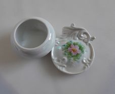 TRINKET POT - Porcelain  - Floral Design