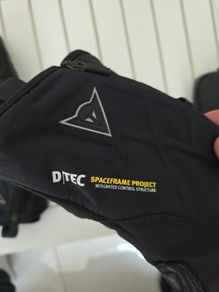 dainese goretex gloves never worn medium