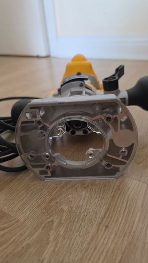 DeWalt Plunge Router / Trimmer