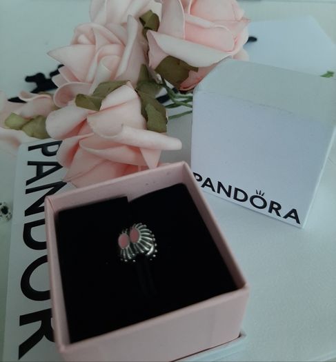 Brand new genuine Pandora sterling silver charm clips