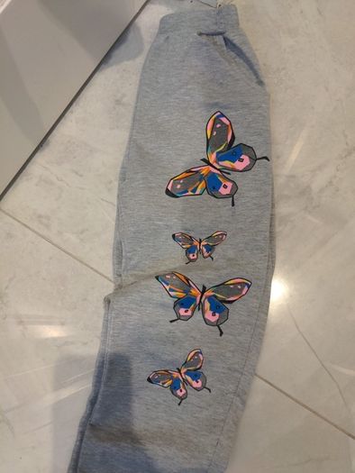 Girls tracksuit