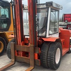 7 ton Finlay and 12 ton boss forklifts
