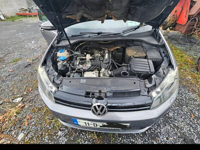 VG golf tsi r line 1.2l for sale (parts)
