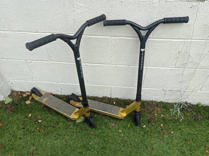 Nitro Circus Scooter x2