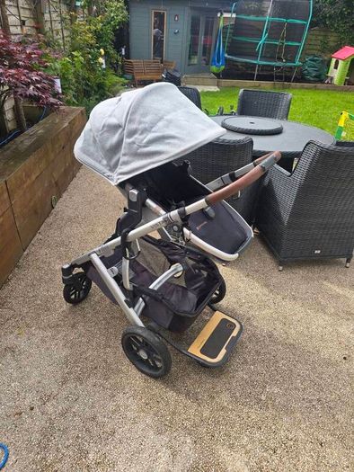 Uppa baby Vista V2 travel system