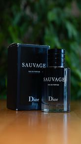 Sauvage men's perfume (3/4 bottle)