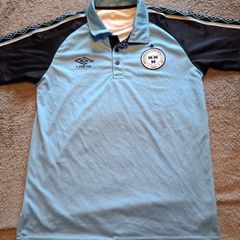 Shelbourne Football Club Official Umbro Football Jersey (Adult Small) FREE POST