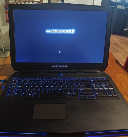 Alienware 17 R2