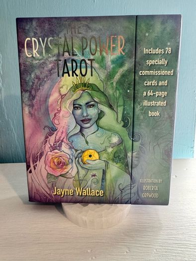 The crystal power tarot