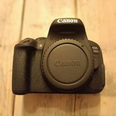Canon EOS 700D and accessories