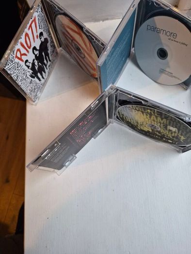 paramore cds