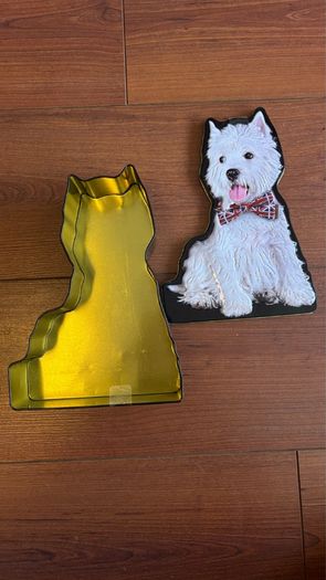 Metal tin box
