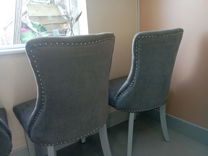4 dining room chairs