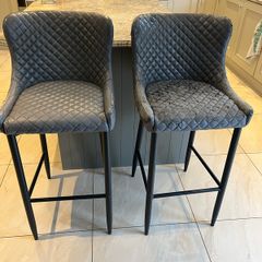 Kitchen bar stools