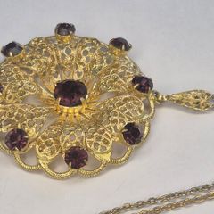 Vintage 1930s Art Deco Czech Purple Glass Pendant Necklace Goldtone Filigree