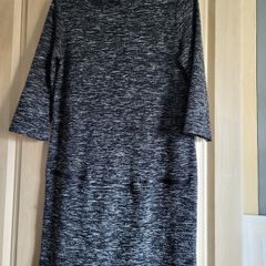 Autumn dress black melange with pockets M