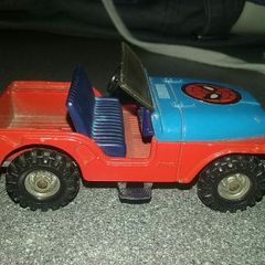 Corgi Spider-Man jeep cj-5 scale 1/36