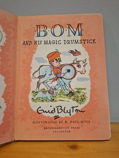 Enid Blyton Bom Book