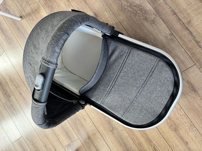 Uppababy Vista V2