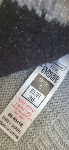 DUNNES Christmas Penguine Jumper Sz 8