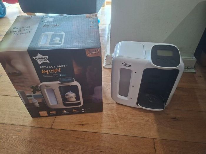 Tommee Tippee Perfect Prep Day & Night Machine - White (With Original Box)