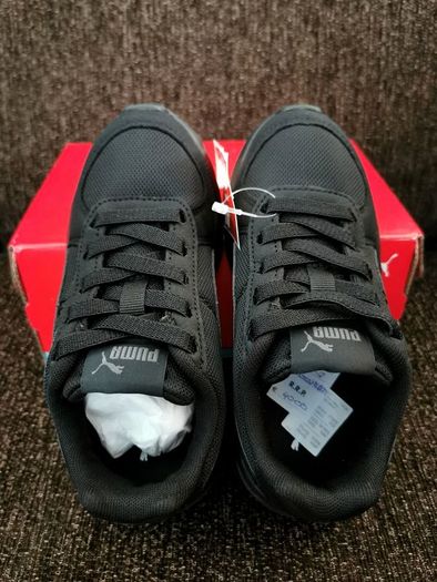 Unisex PUMA runners NEW size UK 10