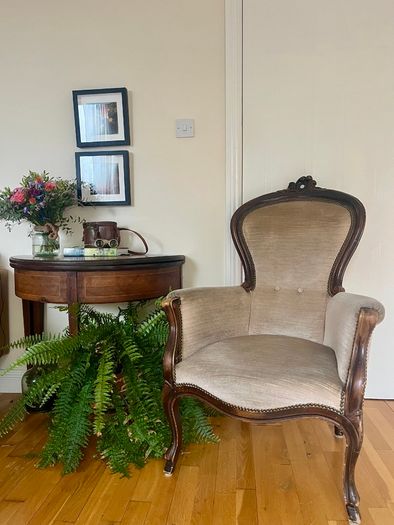 Antique Victorian Ladies Armchair