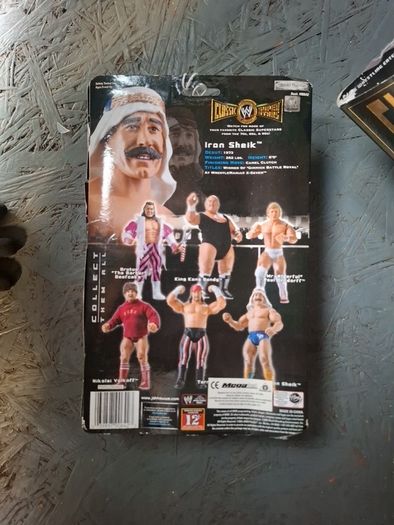 wwe classic superstars never opened still.sealed