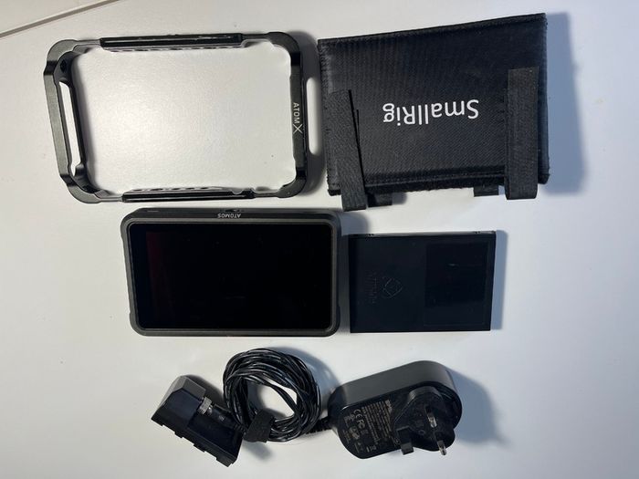 Atomos Ninja V inc. 480GB SSD & SmallRig Cage