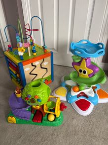 Toy bundle 6- 24 months