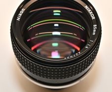 Nikon 85mm f1.4 AIS