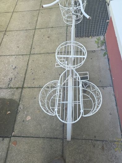 shop display bike