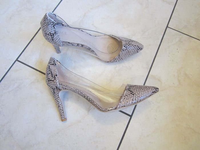 REPTILE colour    size 7