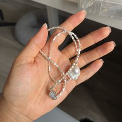 pearl necklace